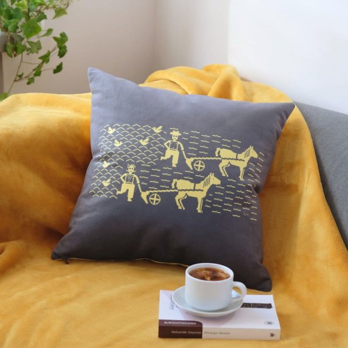 Welwetowa poszewka na poduszkę dekoracyjną Wiosna.jpg